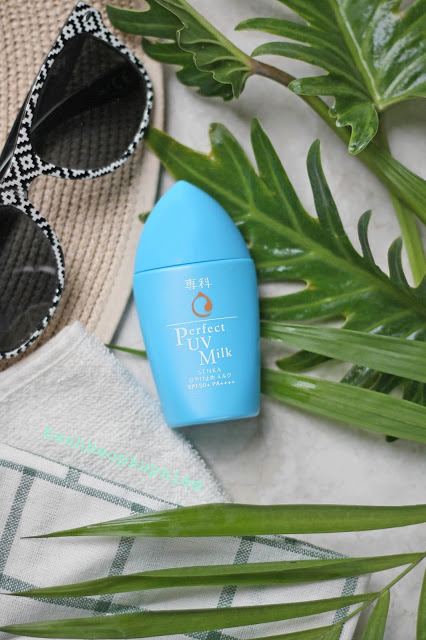 Sữa chống nắng Senka Perfect UV Milk (Nguồn: Bánh Bèo Phù Phiếm http://www.banhbeophuphiem.com/)